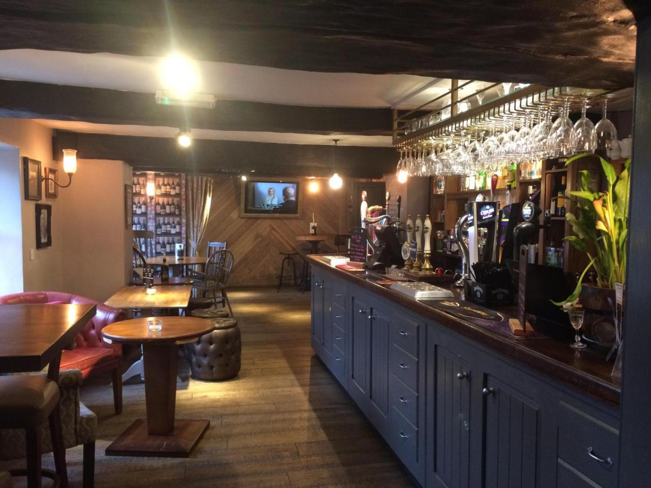 The Tavern 3* Матлок